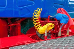 Semi Truck Air Brakes: How Do Air Brakes Work + Maintenance, Airbrake hoses,connections